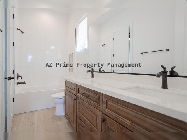 Building Photo - 4831 W Pearce Rd