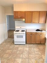 Building Photo - 16 Pinkham Pl