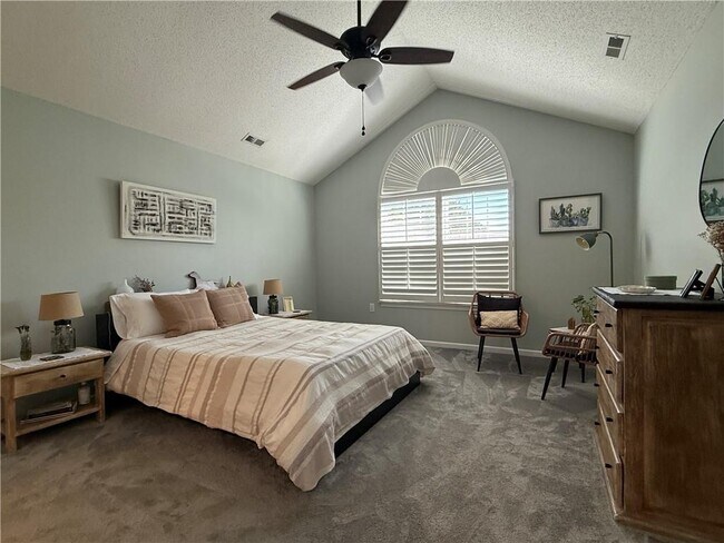 Building Photo - 3050 Orchard Ridge Cir