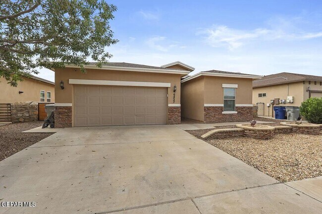 Building Photo - 6457 Harapon St