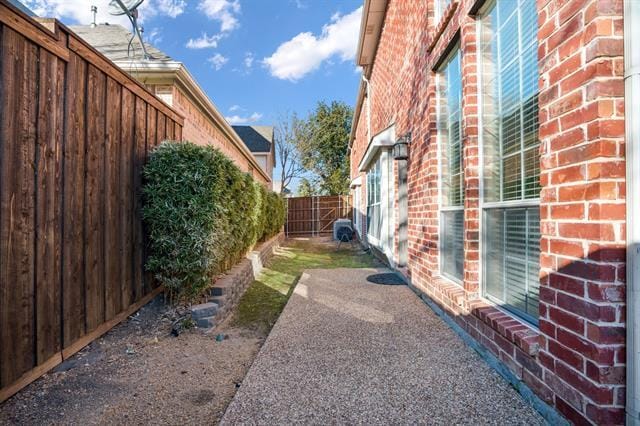 Building Photo - 2241 Fox Crossing Ln