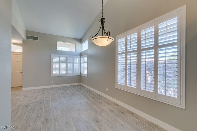 Building Photo - 2452 Silver Blossom Ln