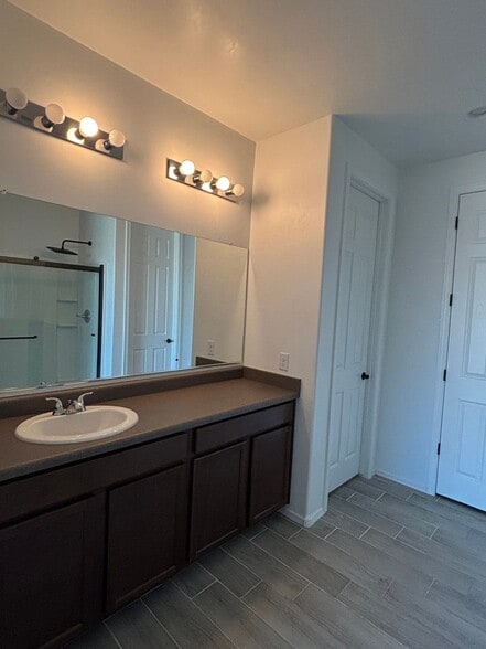 Building Photo - 21334 E Treasure Rd