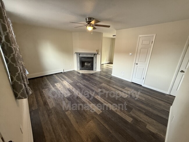 Building Photo - 824 37th Avenue Ct