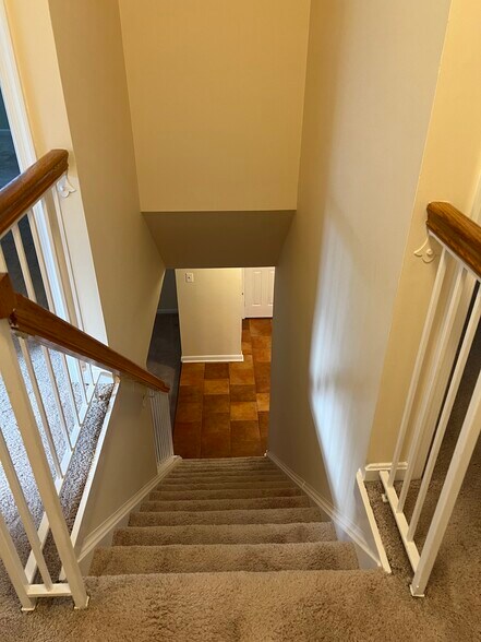 Building Photo - 13829 Bronco Pl