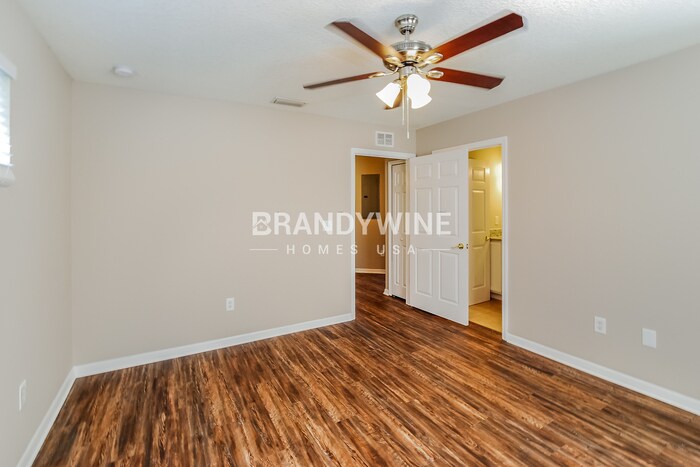 Building Photo - 1571 N Whitney St