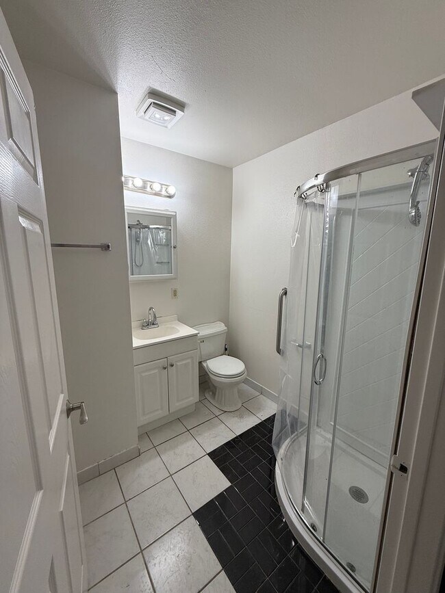 Building Photo - Home for Rent -Located off Hyder and 14th