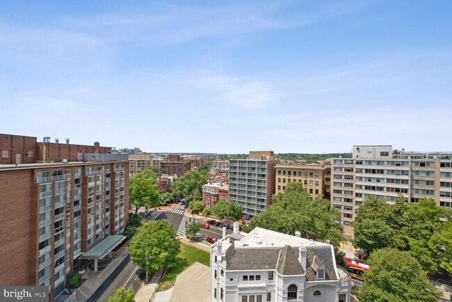 Building Photo - 1301 20th St NW