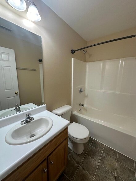 Building Photo - 2346 Grovers Mill Ct SE
