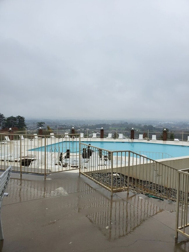 Building Photo - City of Maryville 37801 - 2 Bedroom, 2 bat...