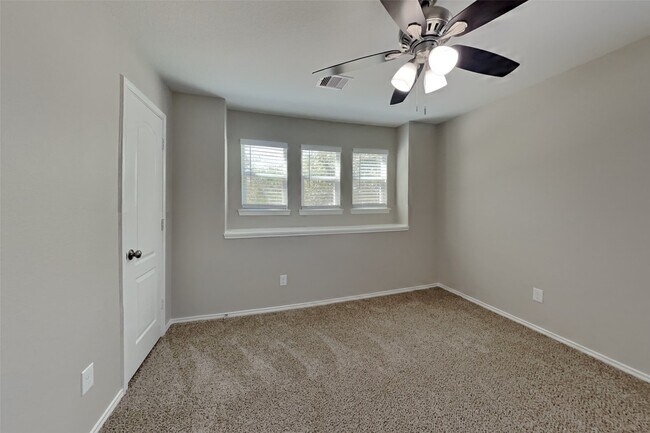 Building Photo - 18230 Temple Hill Ln