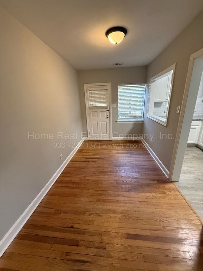 Building Photo - 840 Carolina Ave NW