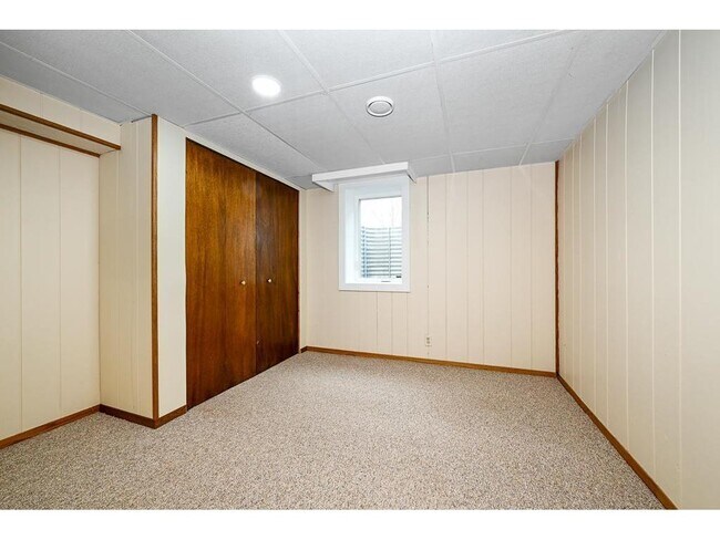 Building Photo - 7201 Kentucky Ave N