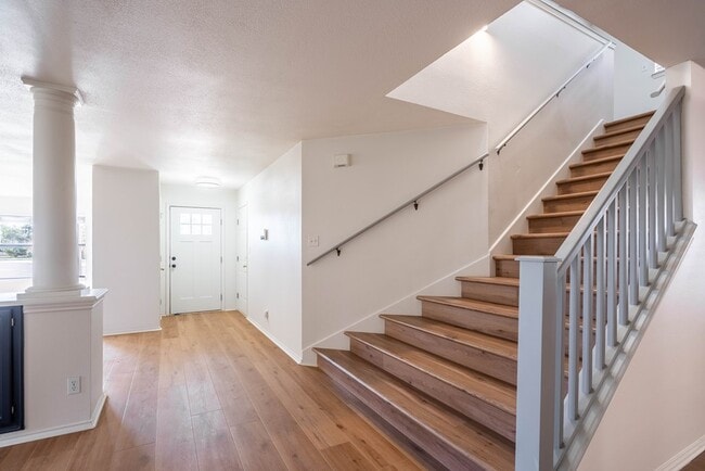 Building Photo - 8121 San Antonio St