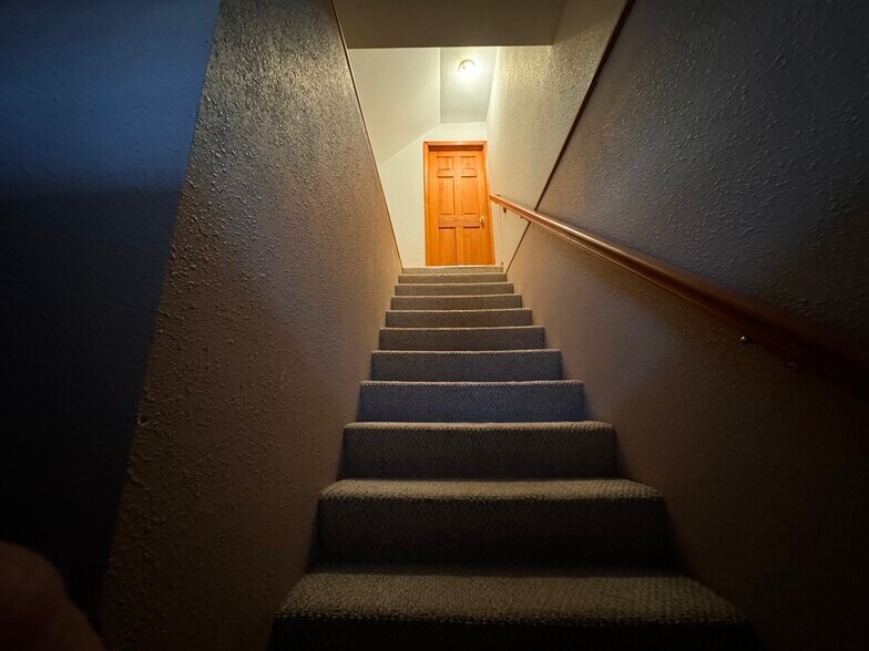 Building Photo - 1216 S 21st St