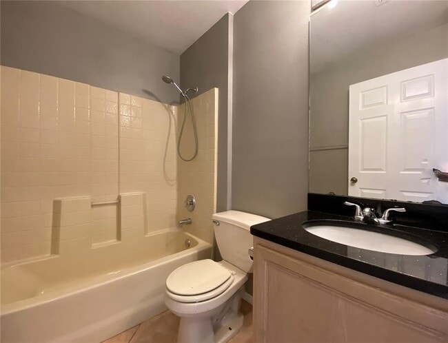 Building Photo - 13820 Eagleridge Ct