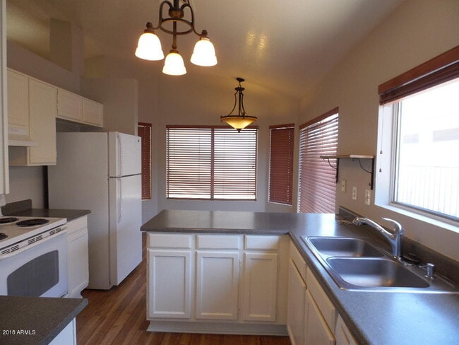 Building Photo - 8664 N 107th Dr