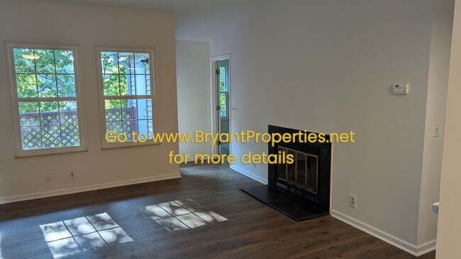 Building Photo - Donelson - Airport - Percy Preist Lake Area