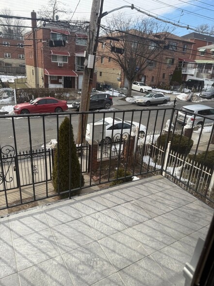 Building Photo - 3550 Palmer Ave