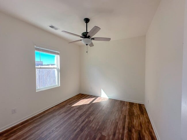 Building Photo - Home in Cane Bay Plantation