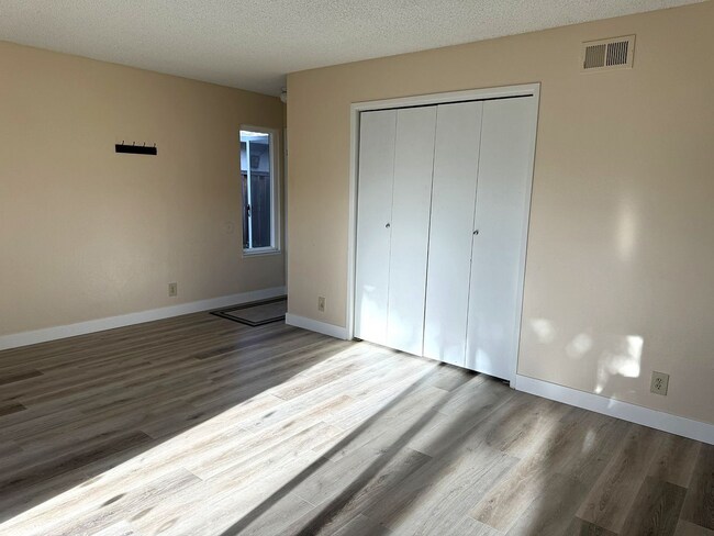 Building Photo - 1638 Merriton Ct