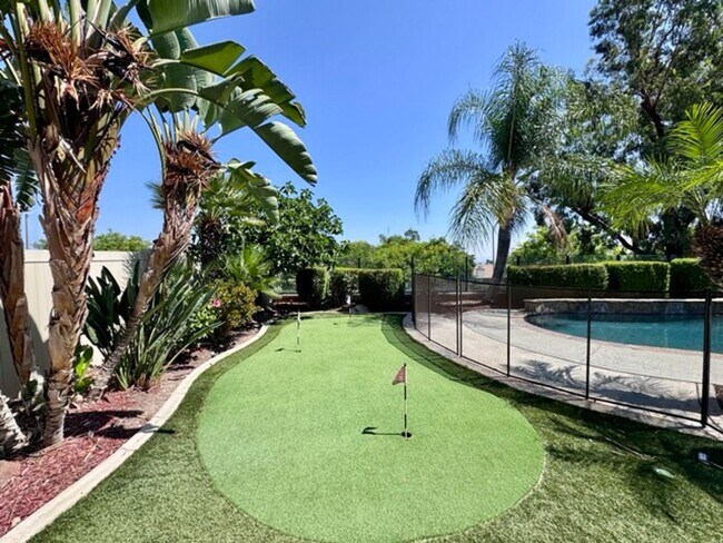 Building Photo - Beautiful Corona Pool Home with 4 bedroom ...