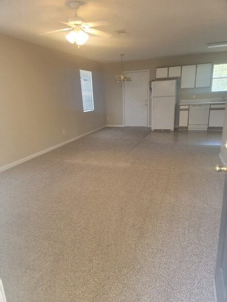 b5 livingroom - 106 Frances Dr