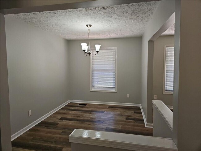 Building Photo - 2392 Shire Ct