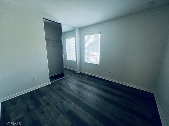 Building Photo - 2061 Sentinel Privado