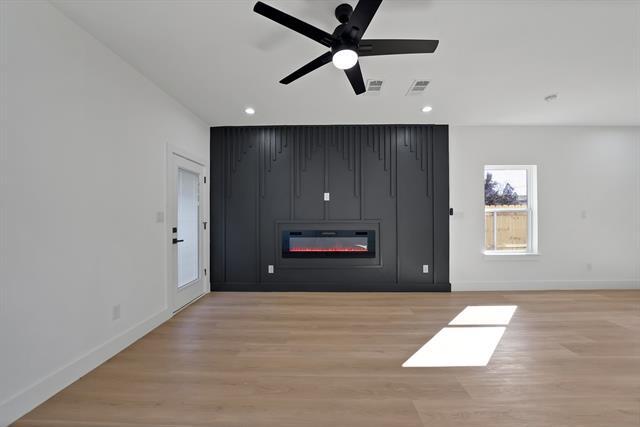 Building Photo - 4228 Aztec Dr