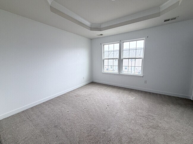 Building Photo - 221 Brittlebrush Dr