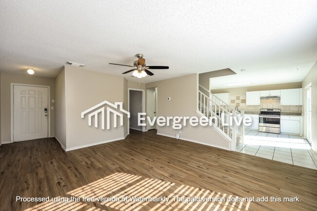 Building Photo - 6015 Encanto Point Dr