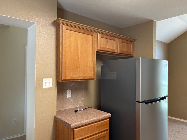 Building Photo - 4402 Golden Gate Dr