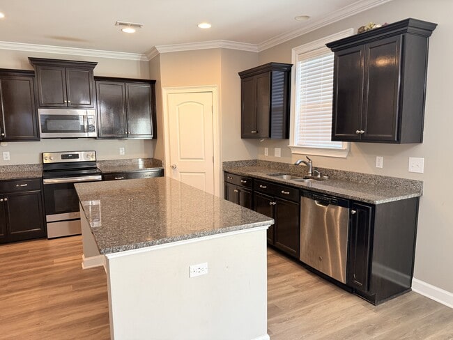 Building Photo - 29873 Copper Run Dr