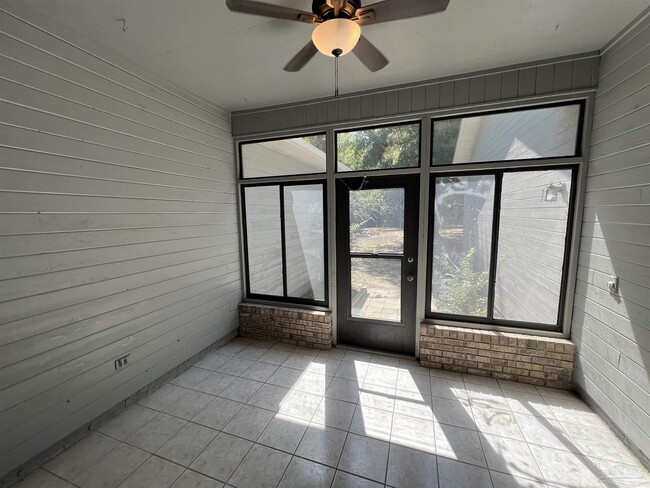 Building Photo - 3497 Barkwood Dr