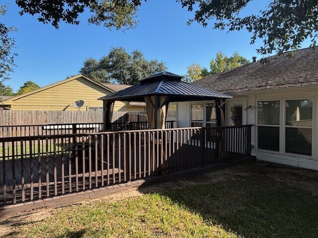 Building Photo - 21023 Ironcrest Ln