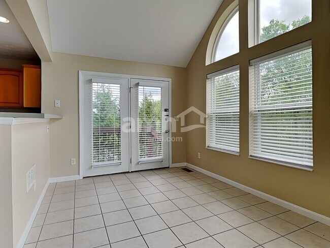 Building Photo - 80 Bluegrass Ln