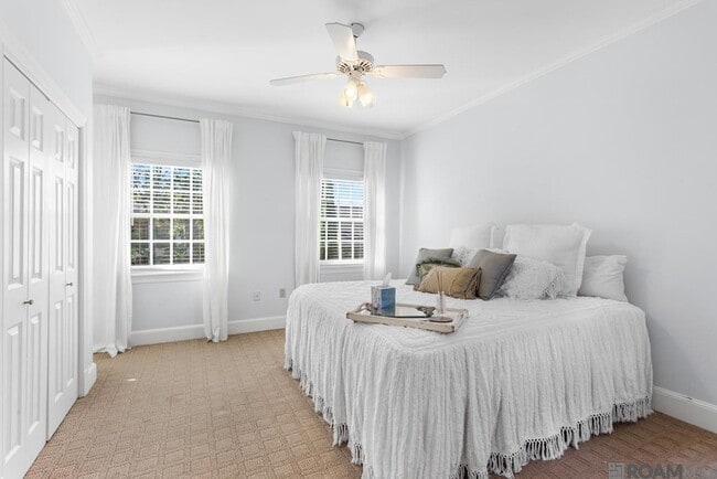 Building Photo - 7962 Wrenwood Blvd