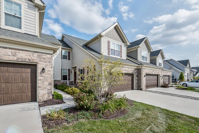 Building Photo - 3075 N Spurway Dr