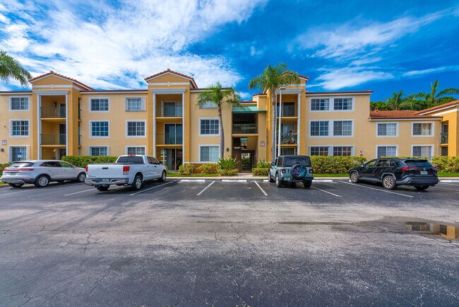 Building Photo - 160 Yacht Club Way