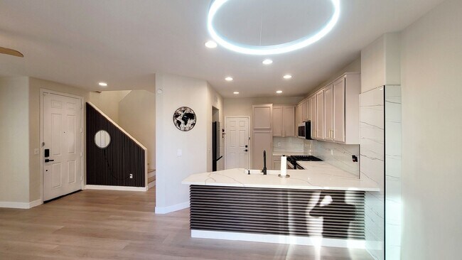 Building Photo - 8360 Creek Canyon Ave