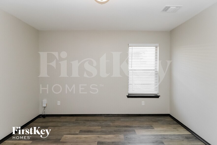 Building Photo - 3508 Slate River Dr