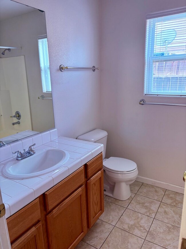 Building Photo - 12810 Marradi Ave