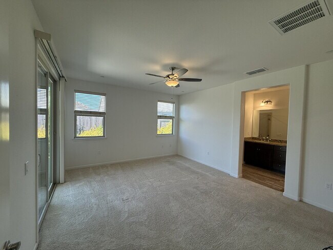 Building Photo - 3 Bedroom 2 Bath in 55+ Adult Community