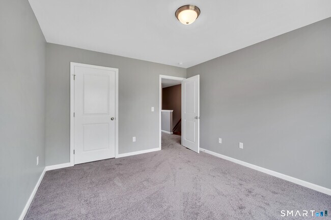 Building Photo - 88 Woodhouse Ave