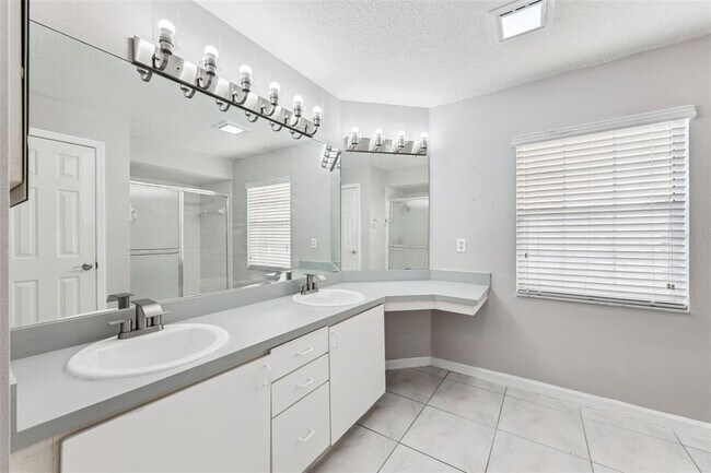 Building Photo - 5216 Heatherstone Ct