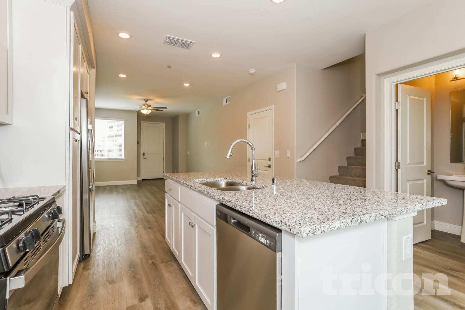 Building Photo - 2567 Gold Brk St