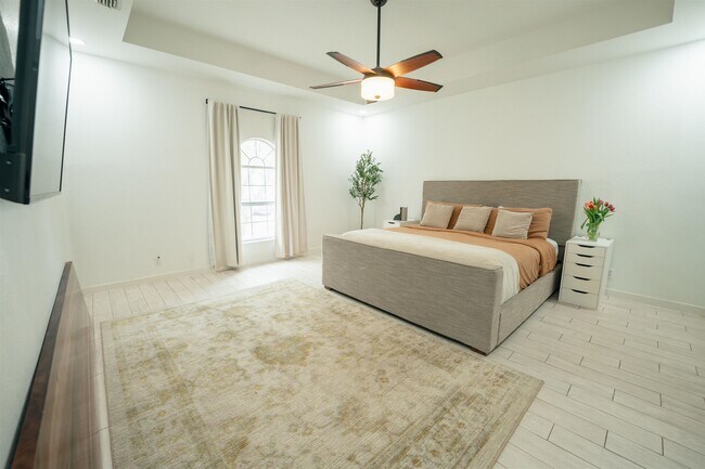 Building Photo - 1502 White Tail Ln