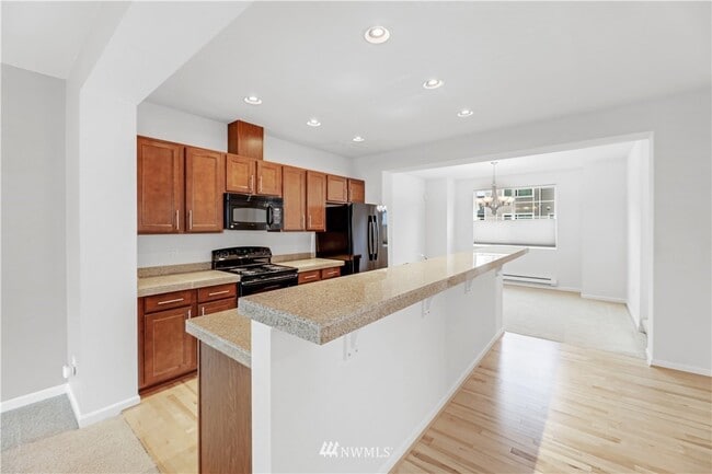 Building Photo - 308 126th Pl SE