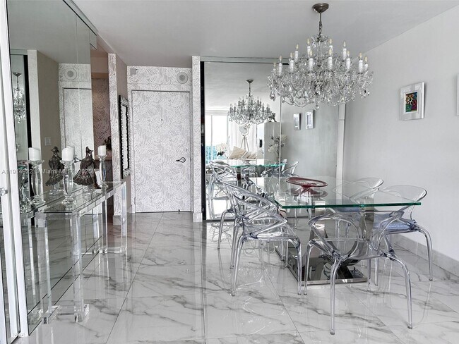 Building Photo - 6770 Indian Creek Dr